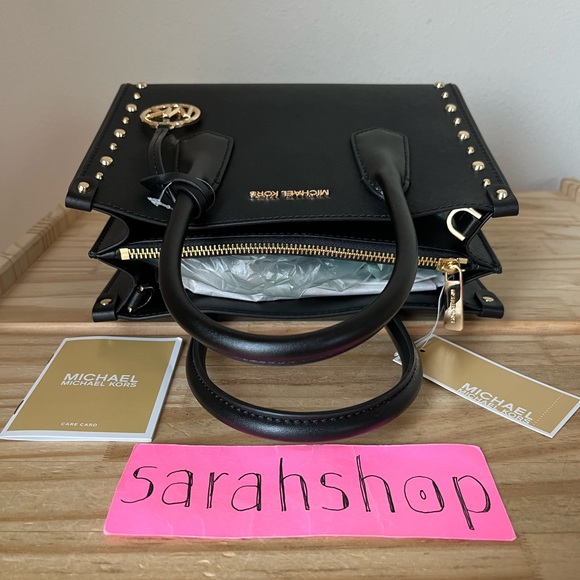 🌼Michael Kors Purse - Picture 4 of 13